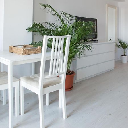 Airport Residence - 5 Mins From Airport 奥托佩尼 外观 照片