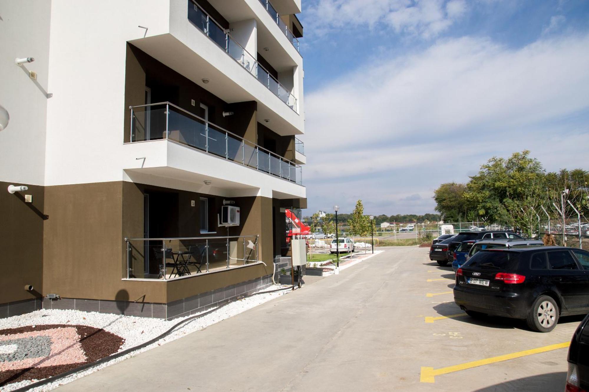 Airport Residence - 5 Mins From Airport 奥托佩尼 外观 照片