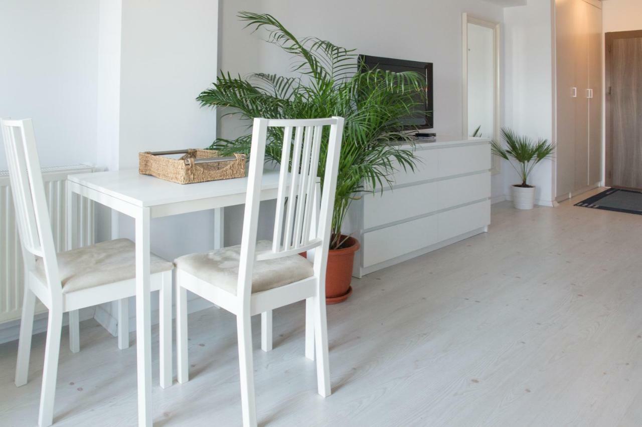 Airport Residence - 5 Mins From Airport 奥托佩尼 外观 照片